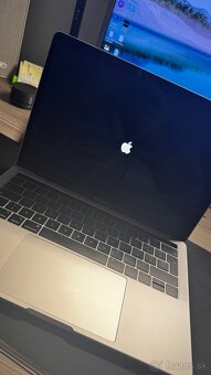 Predam/Vymením MacBook Pro (A2159) - 2