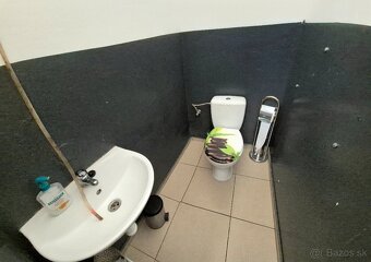 Prenájom kaderíckeho kresla - kaderník, kaderníčka - 2
