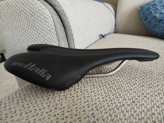 Predám sedlo Selle Italia SLR BOOST Ti316 - 2