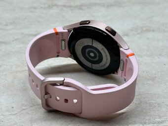 Samsung Galaxy Watch FE Pink - 2