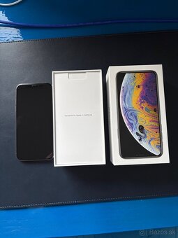 iPhone Xs - 2