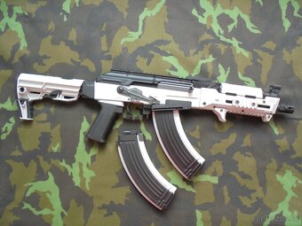 Tokyo Marui AK Storm Next-Gen EBB AEG. - 2