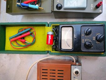 Stare elektronaradie transformátor ,merač . - 2