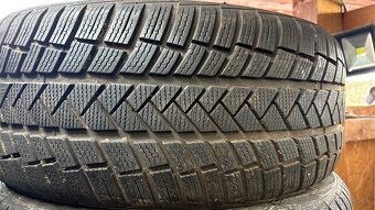 255/45R19 zimné Godyear - 2