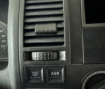 Akcia Volkswagen Transporter T5 1.9TDi 6miest - 2