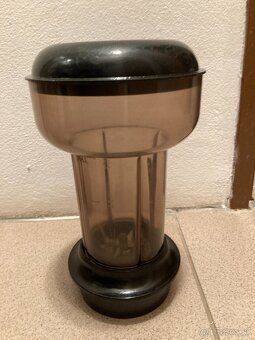 nádoby na Eta mixére - 2