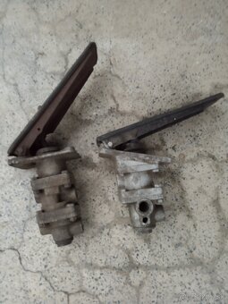 Brzdový pedál brzddič - 2