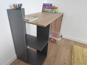 Písací stolík - 2