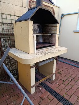 Predam zahradny gril - 2