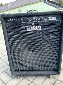 Kombo Fender - 2