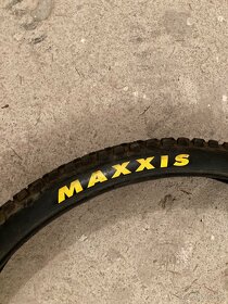 Predám plášť Maxxis - 2