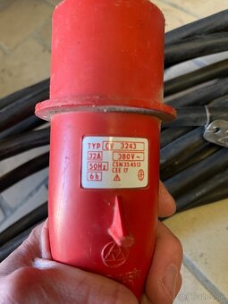 Predám káble 380V 32A - 2