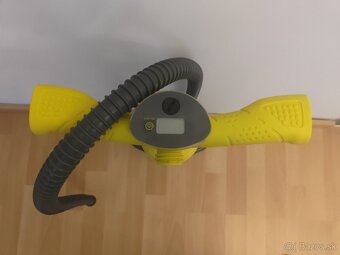 Pumpa na paddleboard - 2