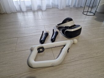 Playstation 4 - 2