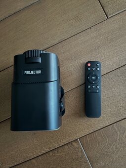 Projektor HY320 - 2