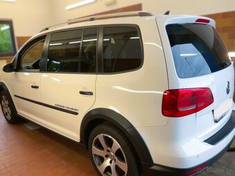Volkswagen Touran Cross 2.0 TDi DSG 2013 - 2