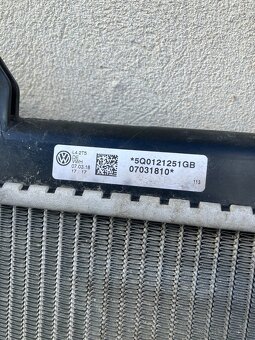 5q0121251gb Přídavný vodní chladic vody skoda - 2