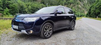 MITSUBISHI OUTLANDER 2.2D AUTOMAT 4x4 7-MIESTNE FULL VÝBAVA - 2