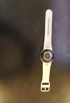 Samsung Galaxy Watch 6 - 40mm Béžové - 2