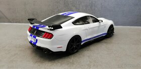 Ford Shelby GT500 1:18 - 2