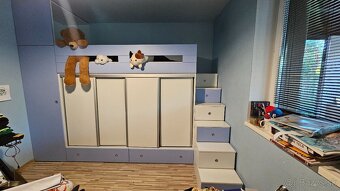 Vstavaná skriňa - 2