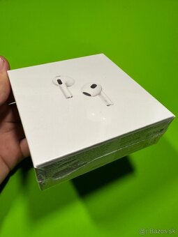 Airpods 3. Generácie - replika - 2