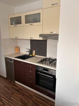 Prenajom 2 izbového bytu - 2