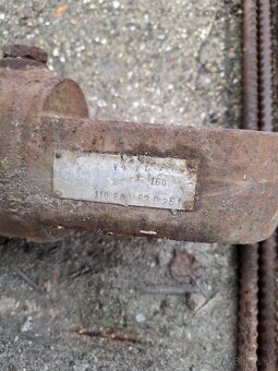 Hydraulický valec - 2