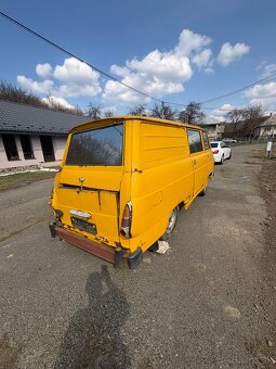 Skoda 1203 žltá - 2