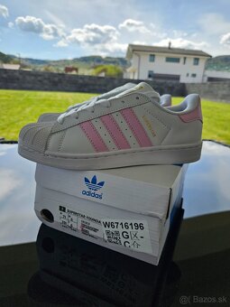 Adidas Superstar 39 1/3 - 2