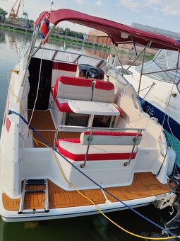 Maxum 2300SCR - 2