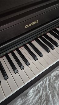 Klavír Casio - 2