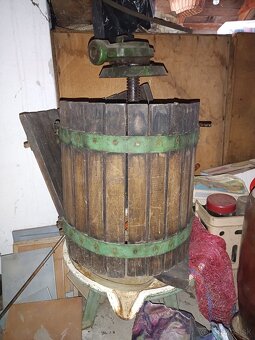 Preš ; lis na hrozno - 2