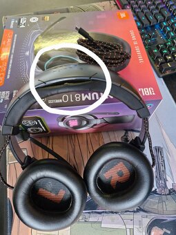 JBL Quantum 810 Wireless - 2