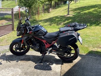 Predam Hondu CB750 Hornet 2023 - 2