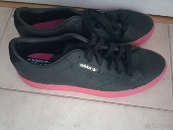 Dámske Adidas tenisky - 2