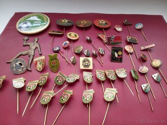 Futbalové odznaky.Fifa.Fotbal. - 2