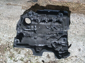 Kryt motora VW Volkswagen Škoda Seat Audi 1.6 TDI CAY - 2