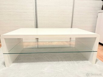 Predám stôl v zachovalom stave - 2