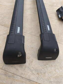 Strešné nosiče - priečniky Thule i40 - 2