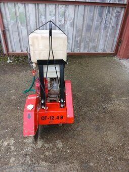 Rezačka na betón a asfalt - 2