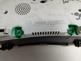tachometer VW POLO III 5392326600 40€ - 2