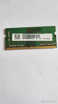 1x8GB Samsung DDR4 - 2