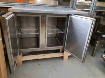 Chladicí dvoudveřový stůl s novou pracovní deskou - 2