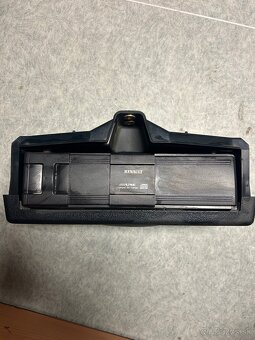 Compact disk changer - 2