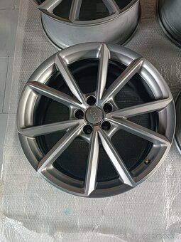 Audi R20 - 8U0601025AK - 2