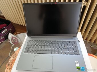 Predám Herný notebook Lenovo LOQ Intel Core i5-1245 HX - 2