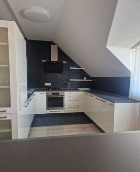 Ponúkame na prenájom štvorizbový mezonet na Rudlovskej ceste - 2