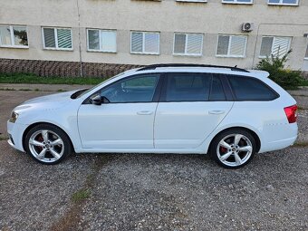 Predáme krásnu Octavia Combi RS 2,0TDi - 135kW -DSG - 2