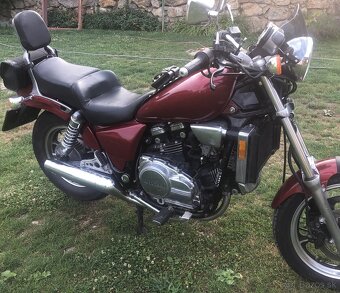Honda Magna - 2